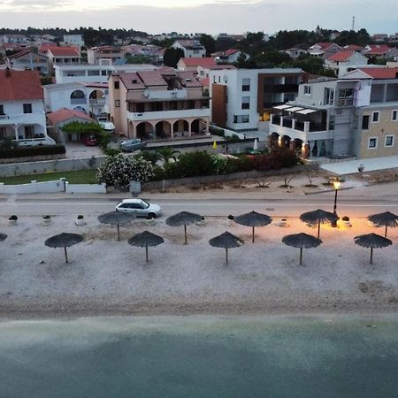 Morska Vila Apartment Vir Εξωτερικό φωτογραφία