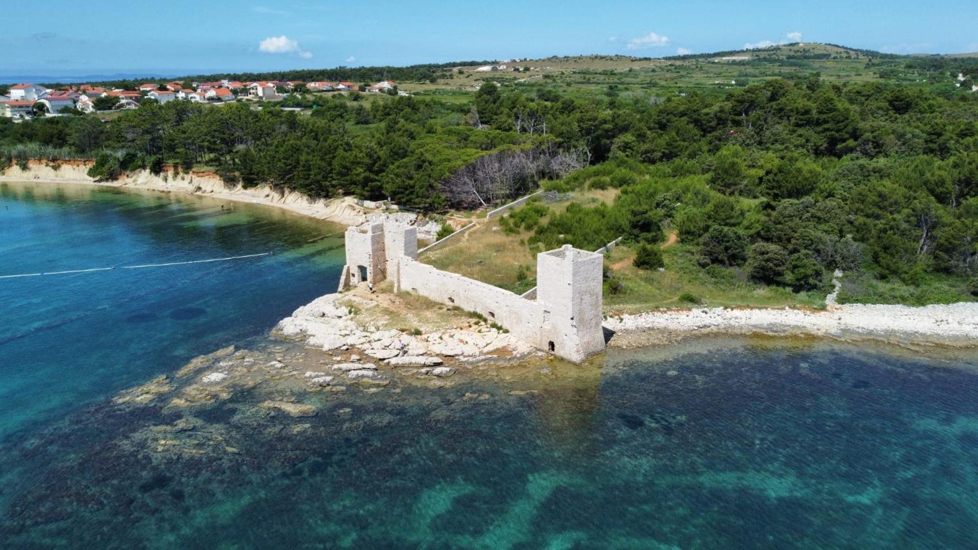 Morska Vila Apartment Vir Εξωτερικό φωτογραφία