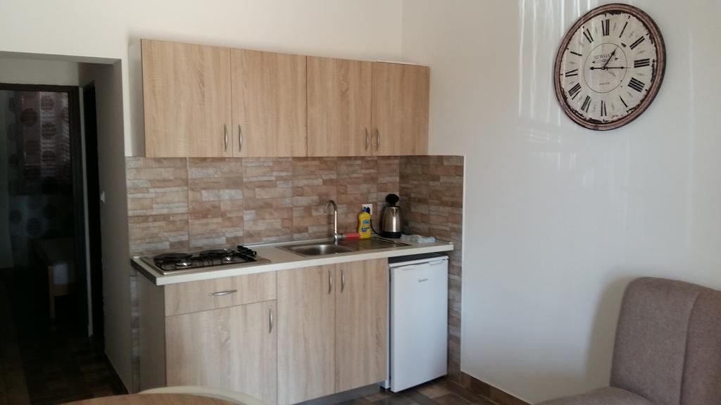 Morska Vila Apartment Vir Εξωτερικό φωτογραφία