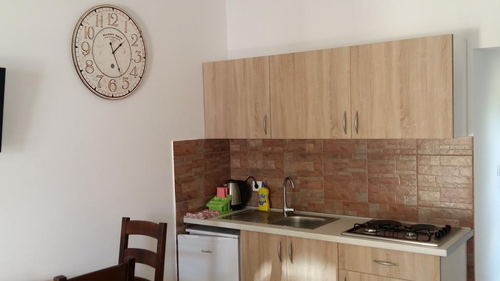Morska Vila Apartment Vir Εξωτερικό φωτογραφία