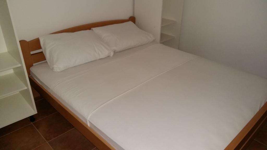 Morska Vila Apartment Vir Εξωτερικό φωτογραφία
