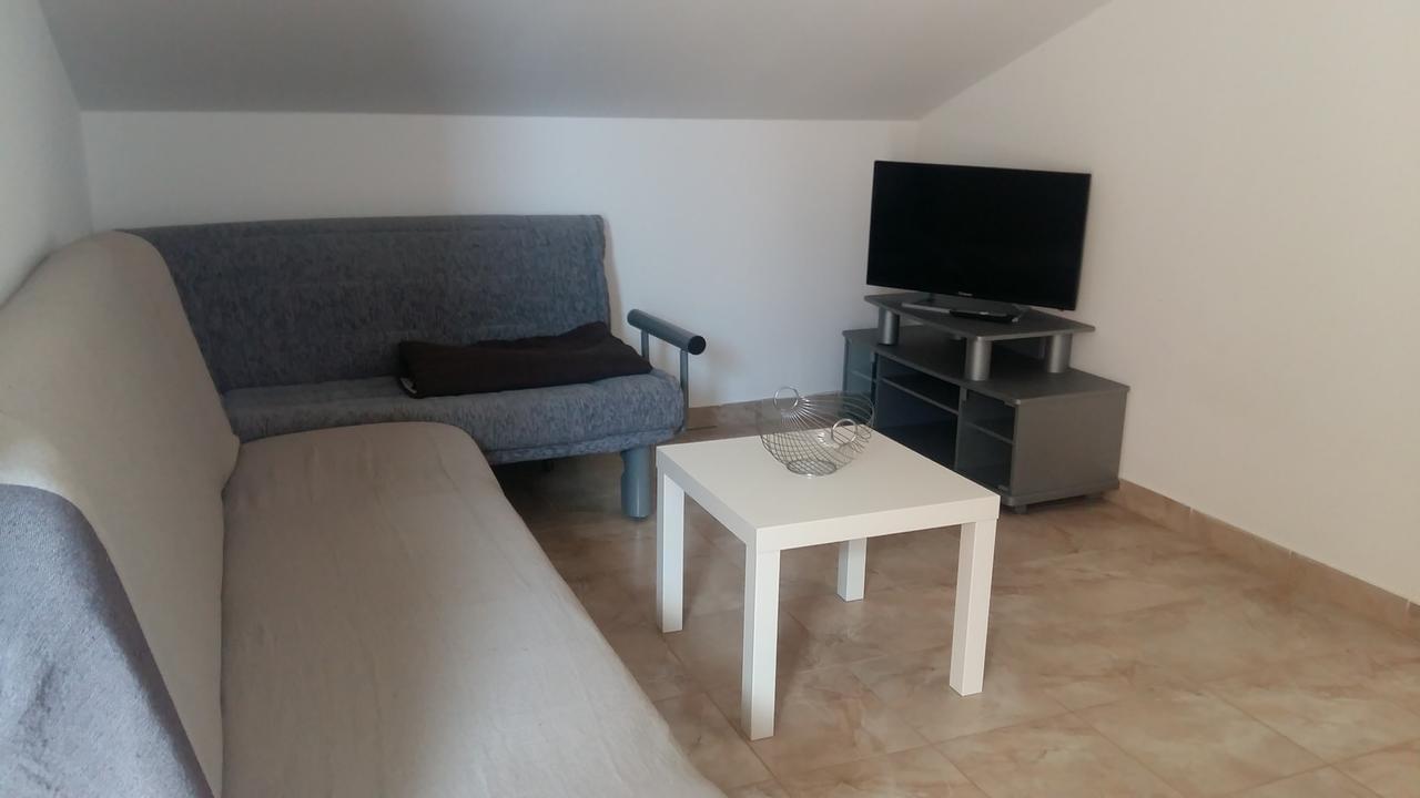 Morska Vila Apartment Vir Εξωτερικό φωτογραφία